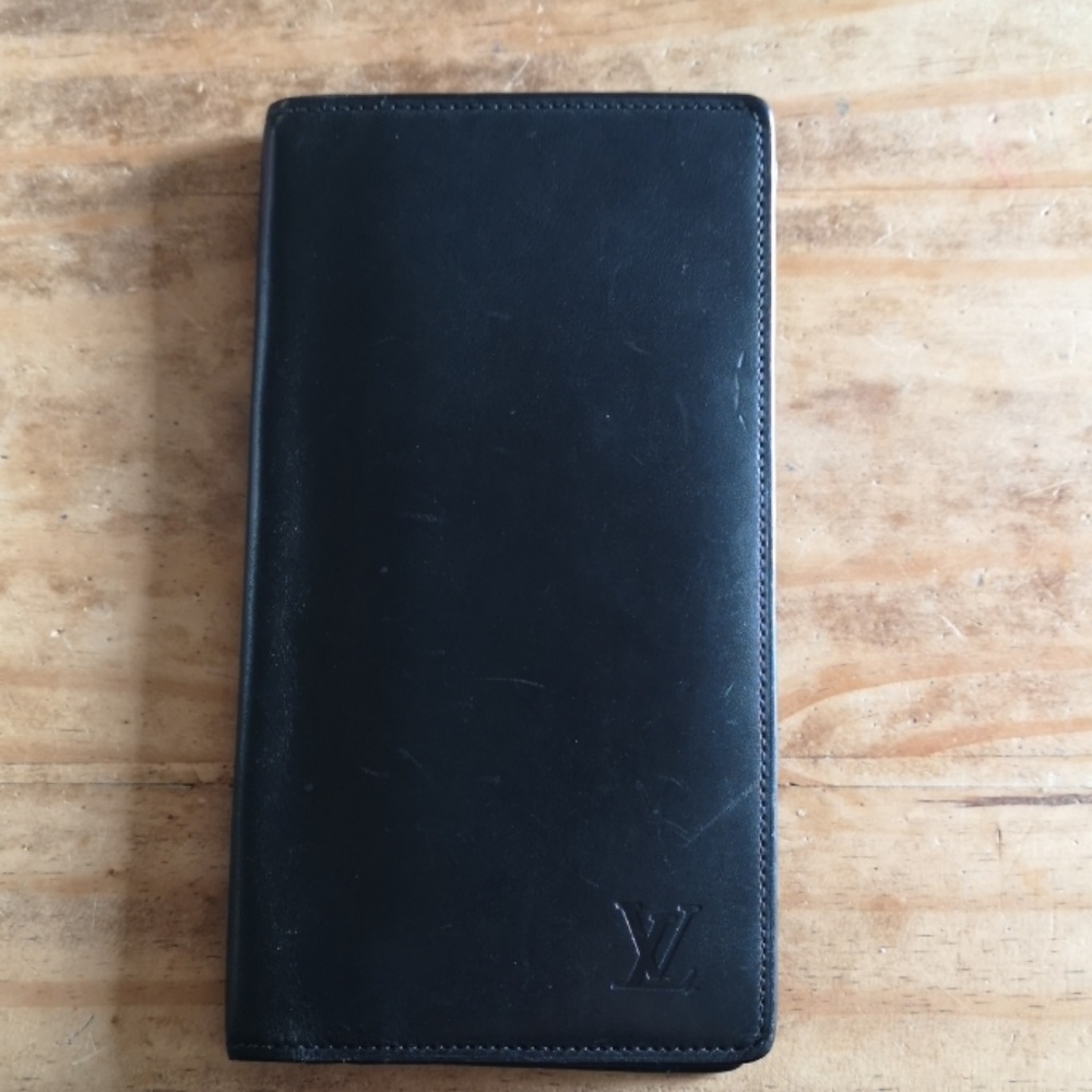 Black Louis Vuitton Bifold Wallet Authentic